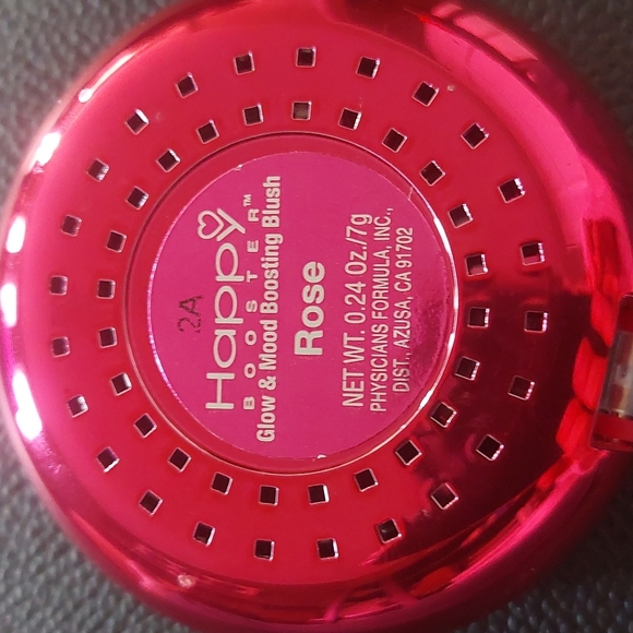 Blush - Picture 2 of 4